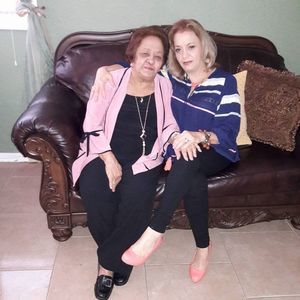 Meet your Posher, Ines